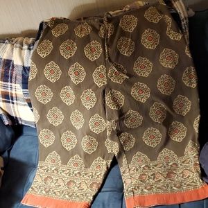 Boho inspired crop pants.